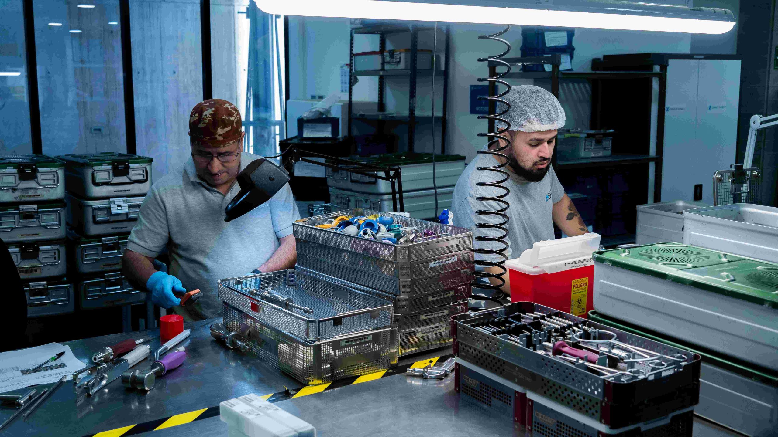 ¿Quieres garantizar la salud y el bienestar de tus colaboradores mientras optimizas la productividad? ¡Contáctanos ahora y descubre cómo podemos ayudarte a implementar el Protocolo MINSAL TMERT en tu empresa!